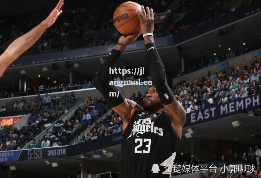 灰熊队客场告捷，球员表现亮眼