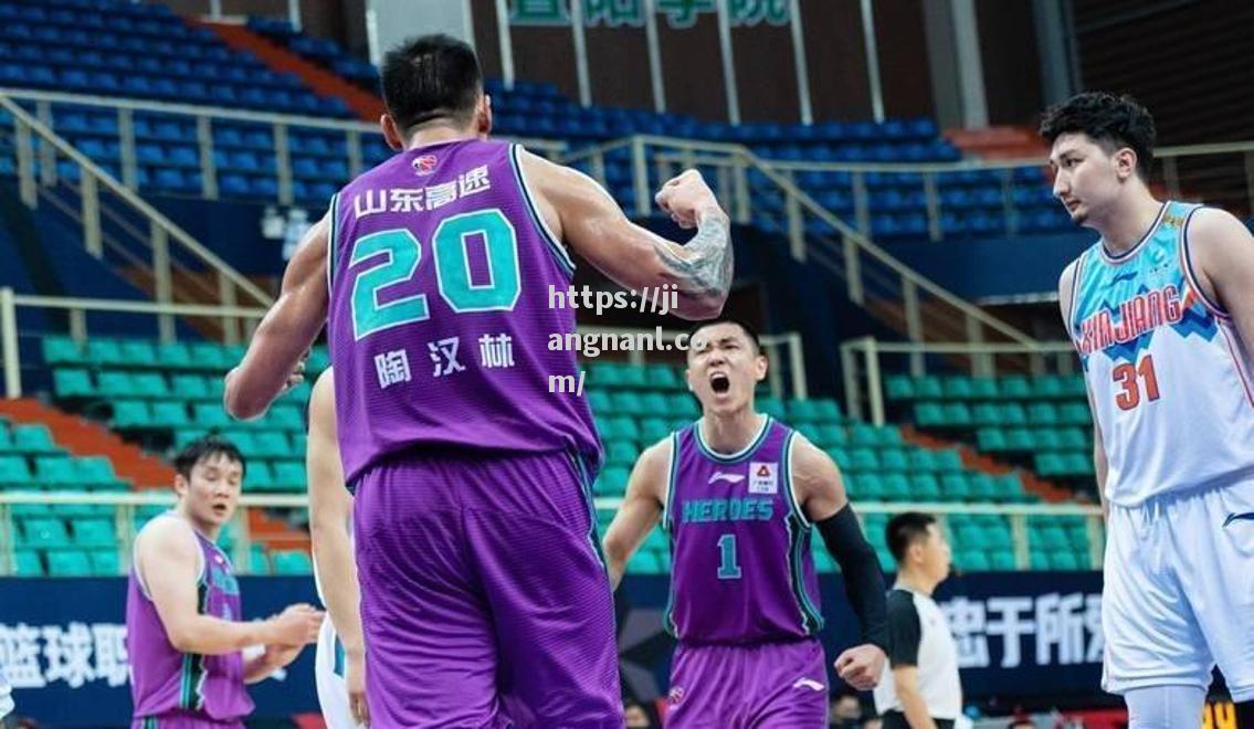 一名球员状态神勇，为球队赢得了关键胜利
